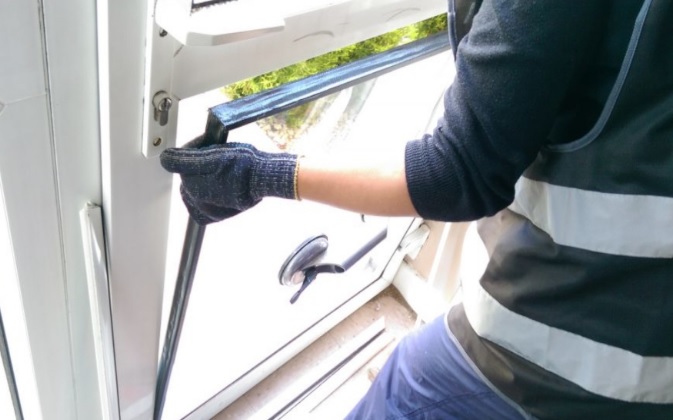 Best Glaziers Stirling